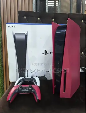 Playstation 5, 2 Pads and 2 Games, Quick Startup Next-Gen Fun.