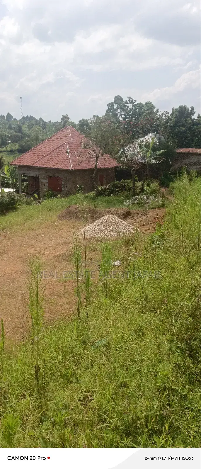 Plot for Sale in Fort Portal City.
