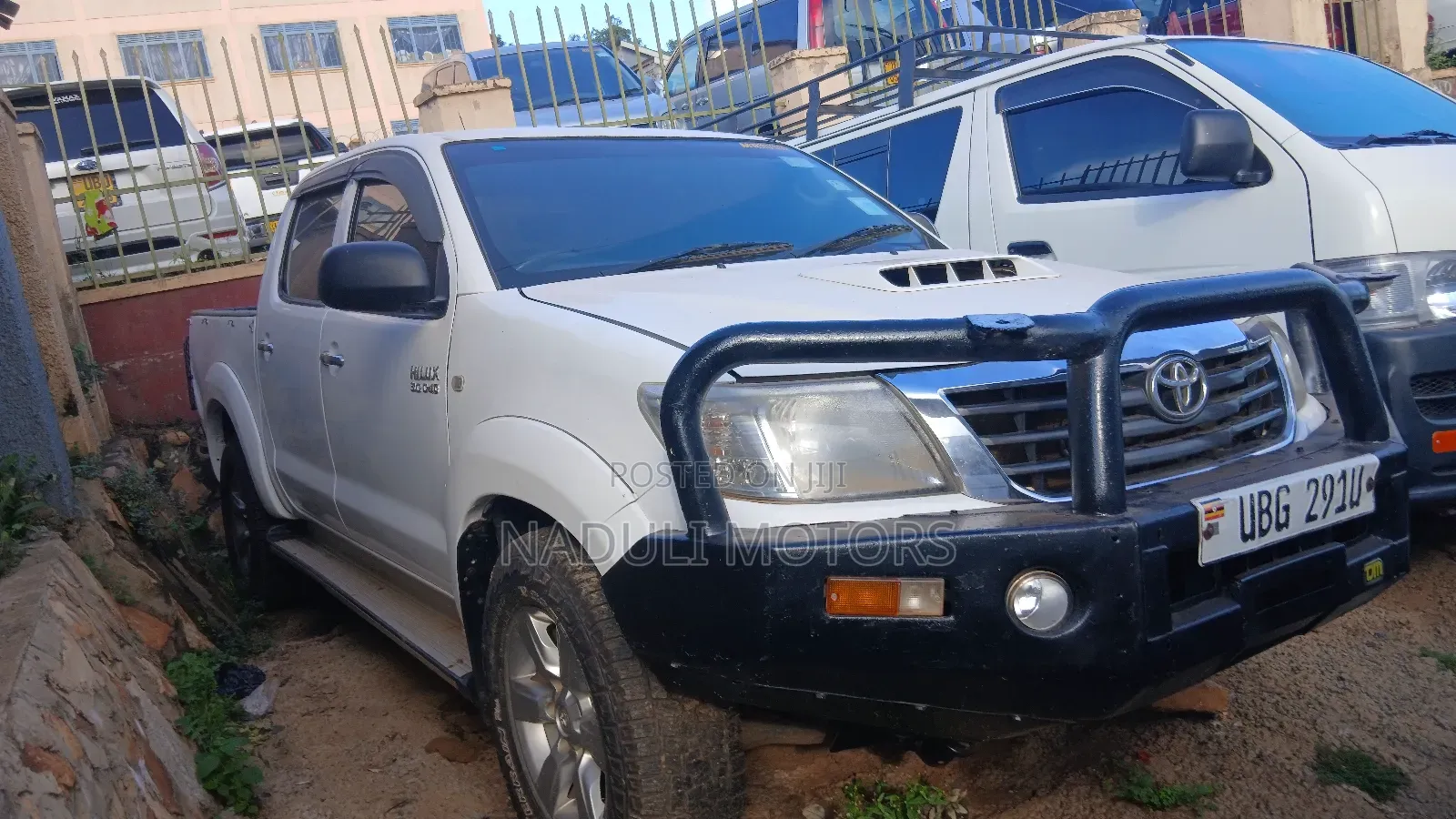 Toyota Hilux 2008 White