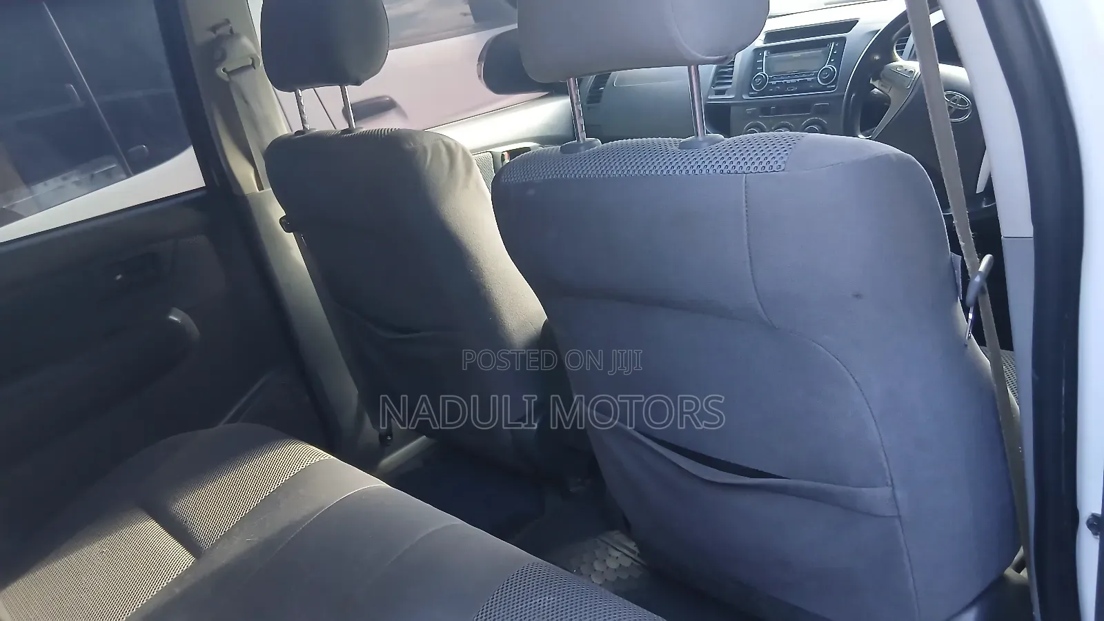 Toyota Hilux 2008 White