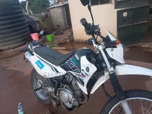 Yamaha Gear 2022 White