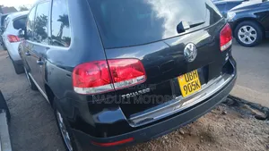 Volkswagen Touareg 2009 Black