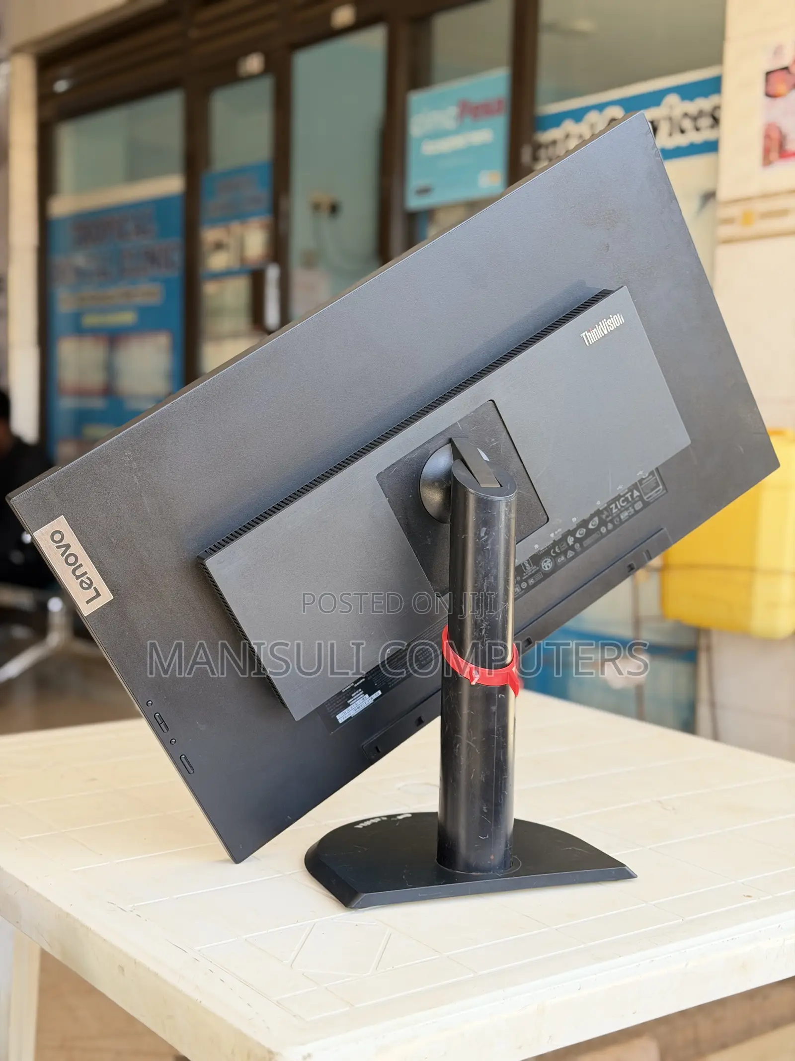 Lenovo 27 Inch Screen Ips Monitor Hdmi Dp Div Display Type C