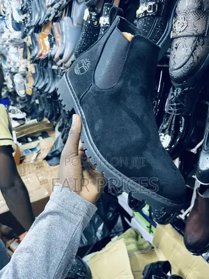 Full Suede Boot Timberland Shoes Available Size 40-45