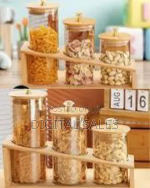 3-Piece Round Glass Food Storage Container With Bamboo Lid and Stand