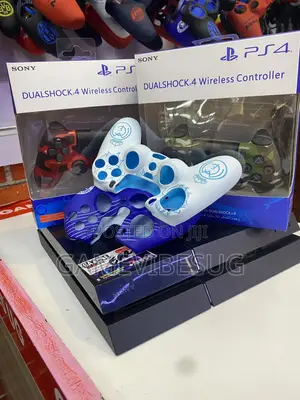 Wireless Game Pads ( Ps4 Standard)