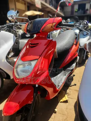 Yamaha Genesis 2019 Red