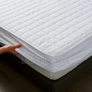 Crystal Velvet Thicken Quilted Mattress Covers