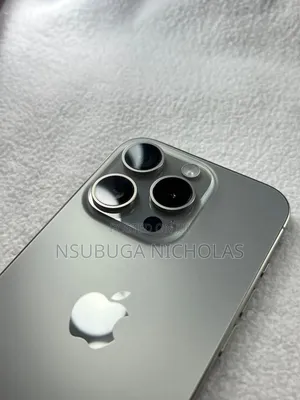 Apple iPhone 15 Pro 128 GB Silver