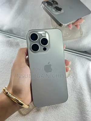 Apple iPhone 15 Pro 128 GB Silver