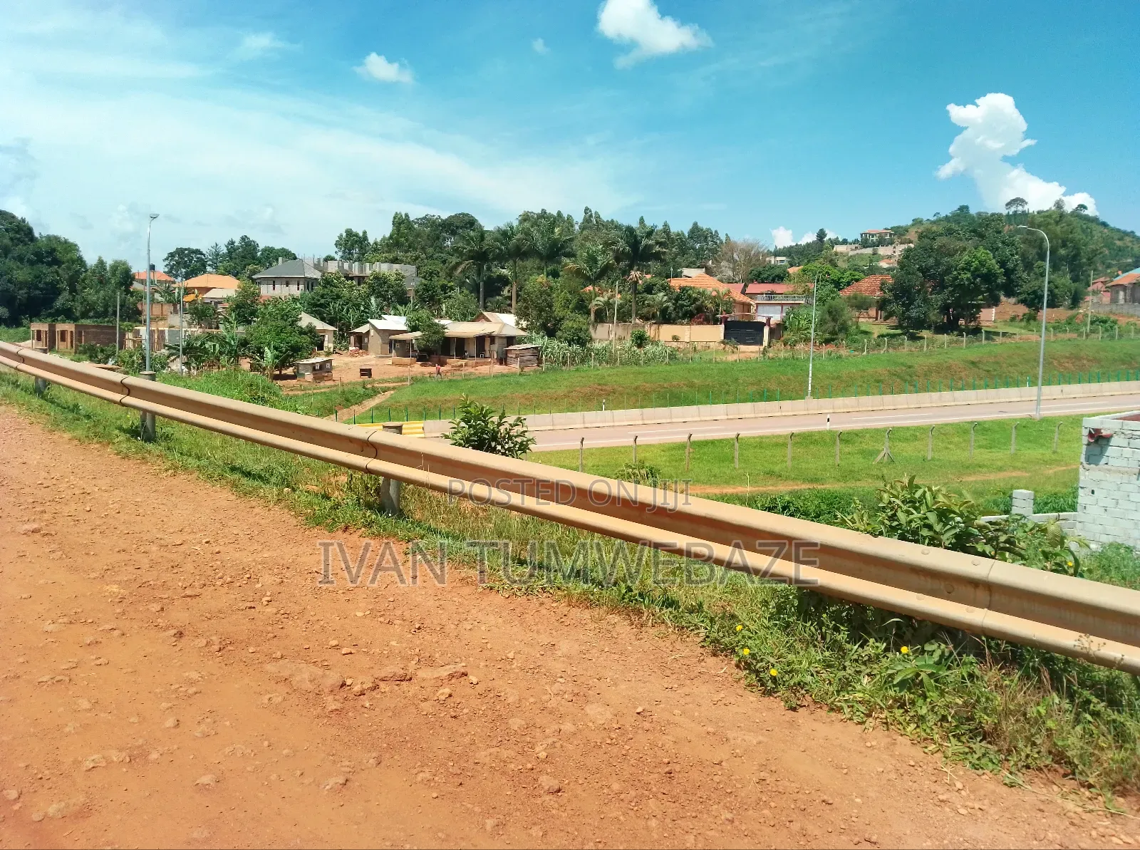 Plot for Sale in Kitende Entebbe Road