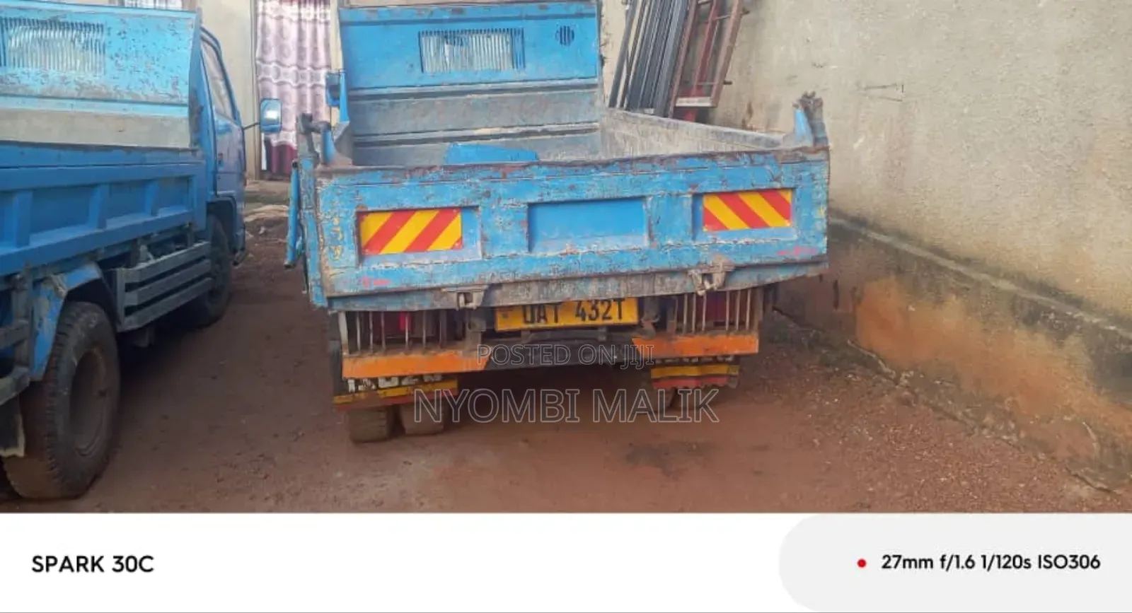 Isuzu Tipper