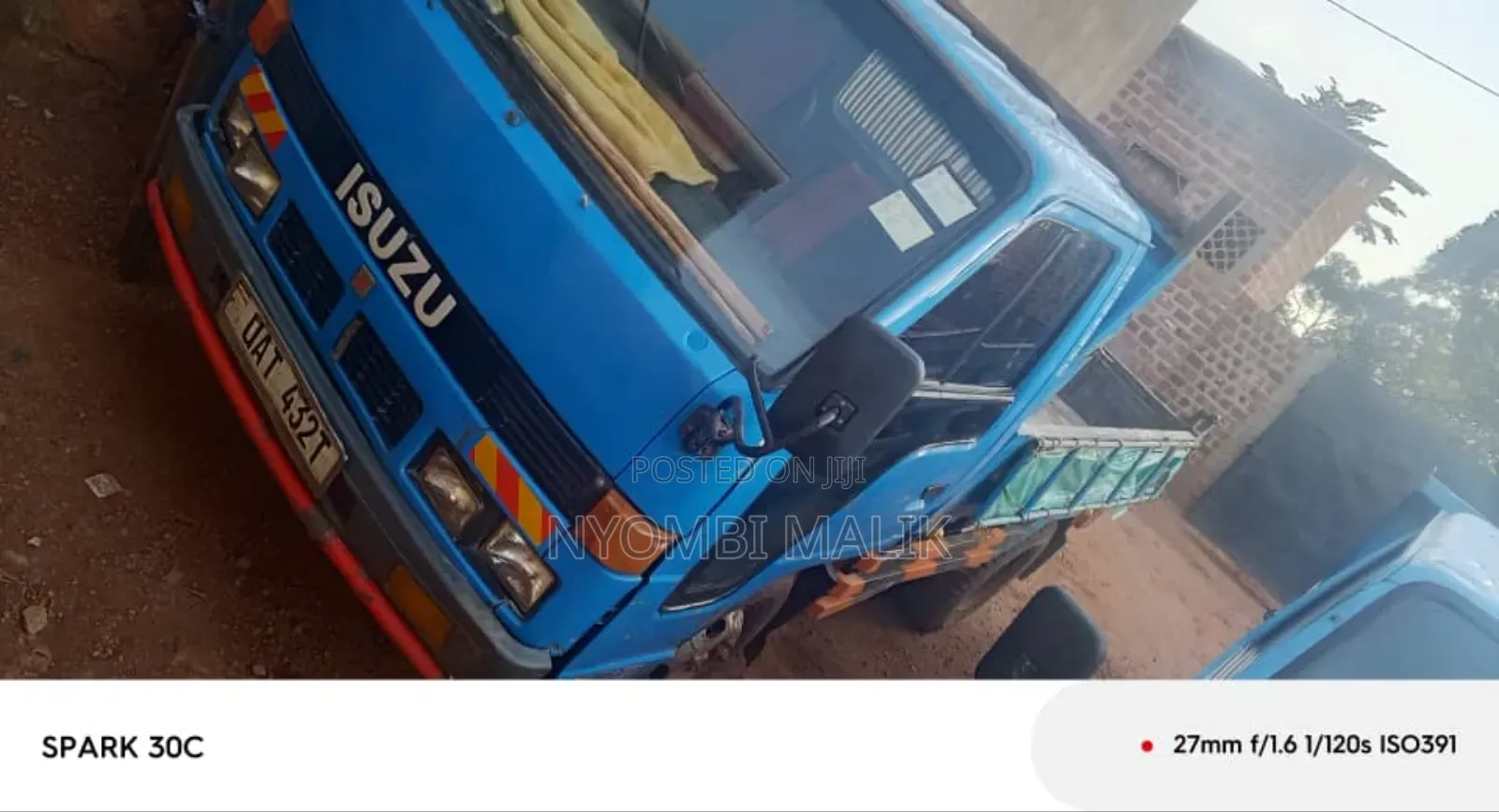 Isuzu Tipper