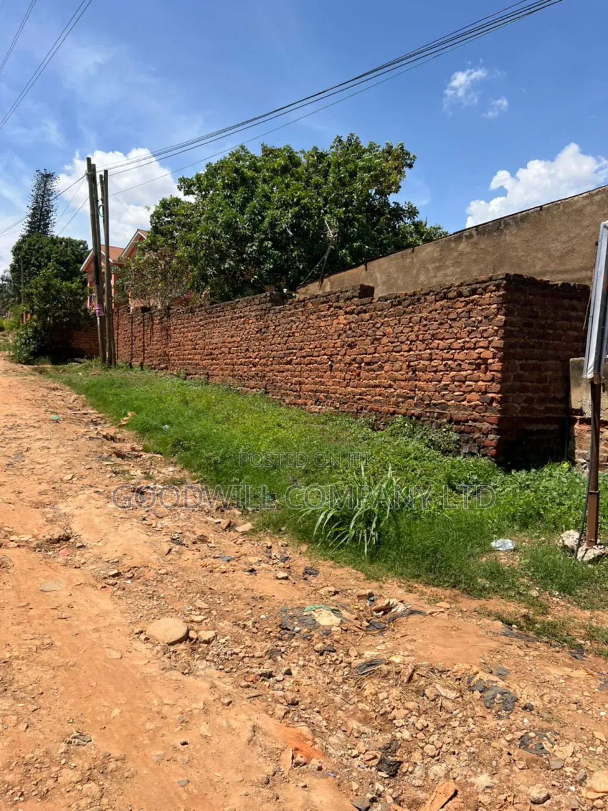 30 Decimals of Land With a Flat House in Ntinda