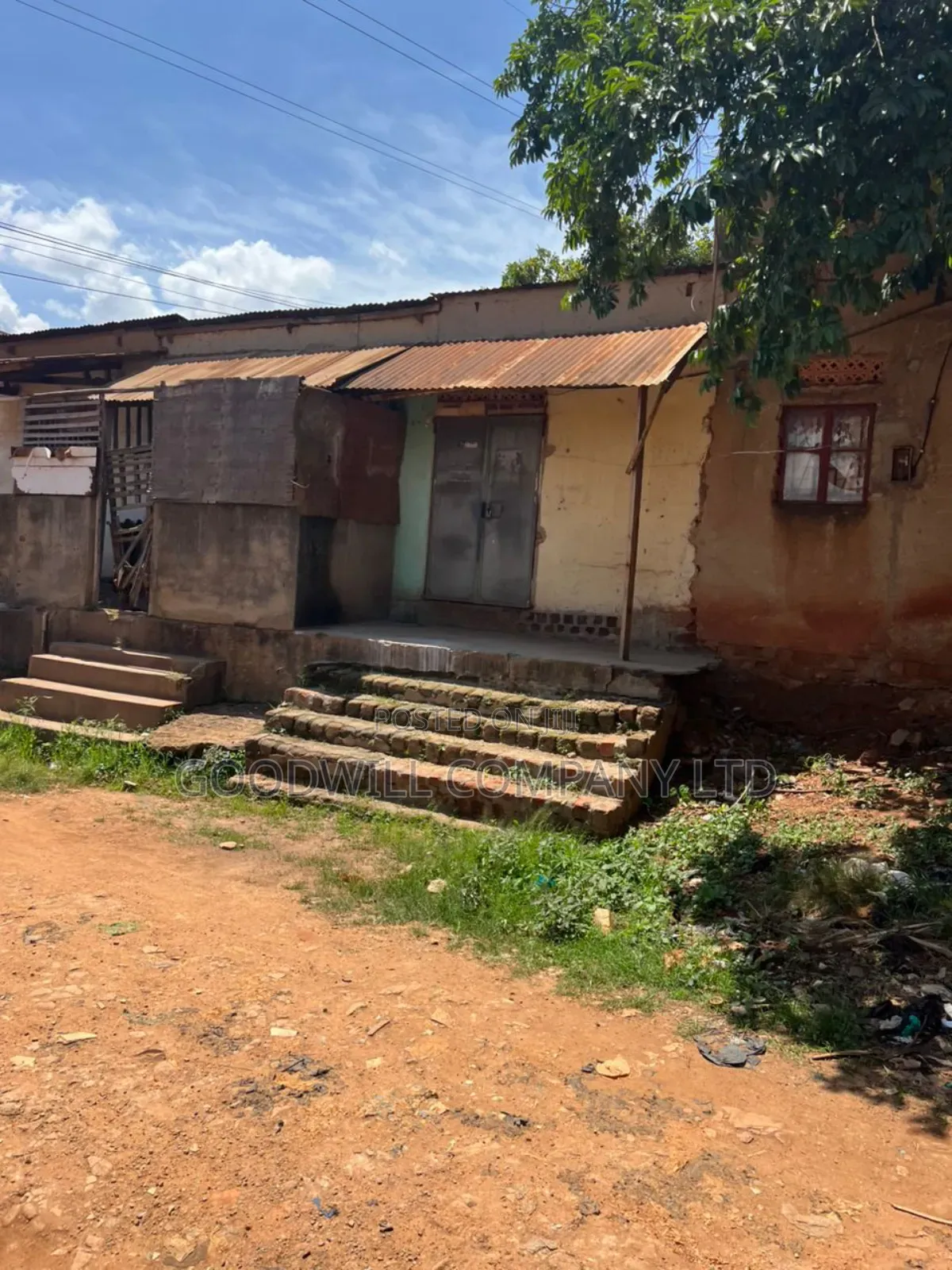 30 Decimals of Land With a Flat House in Ntinda