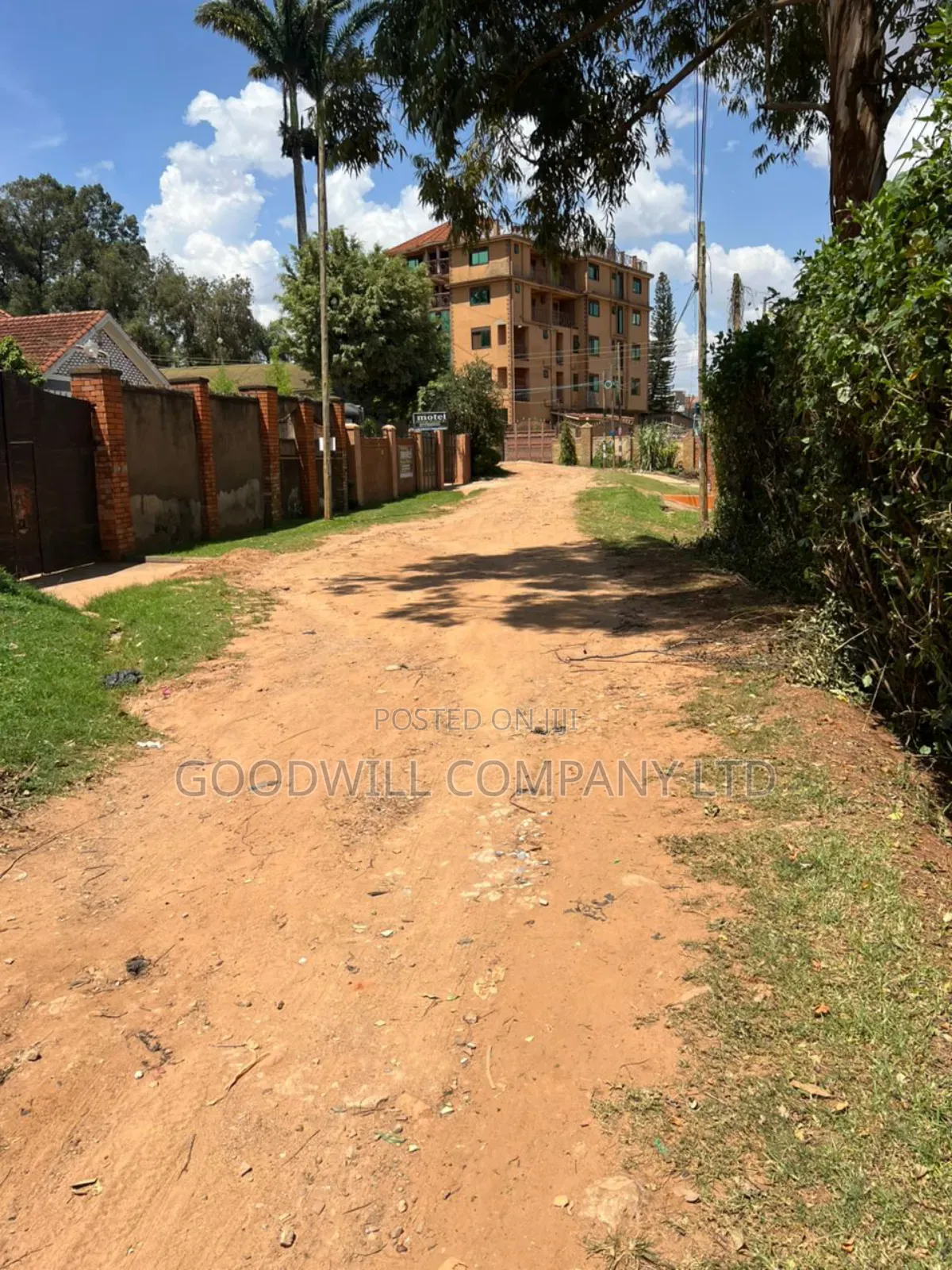 30 Decimals of Land With a Flat House in Ntinda