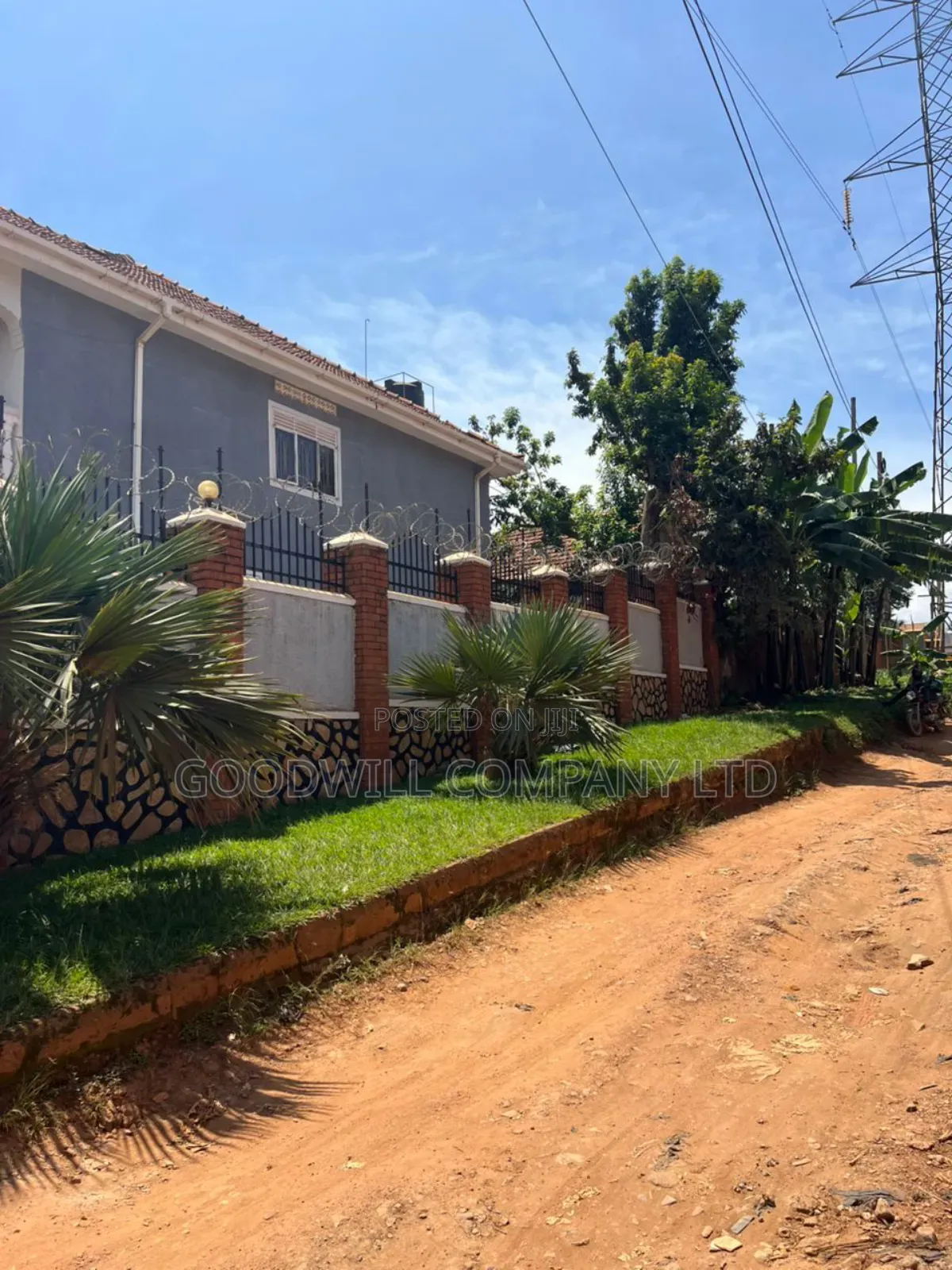 15 Decimals of Land With a Mansion Flat House in Ntinda