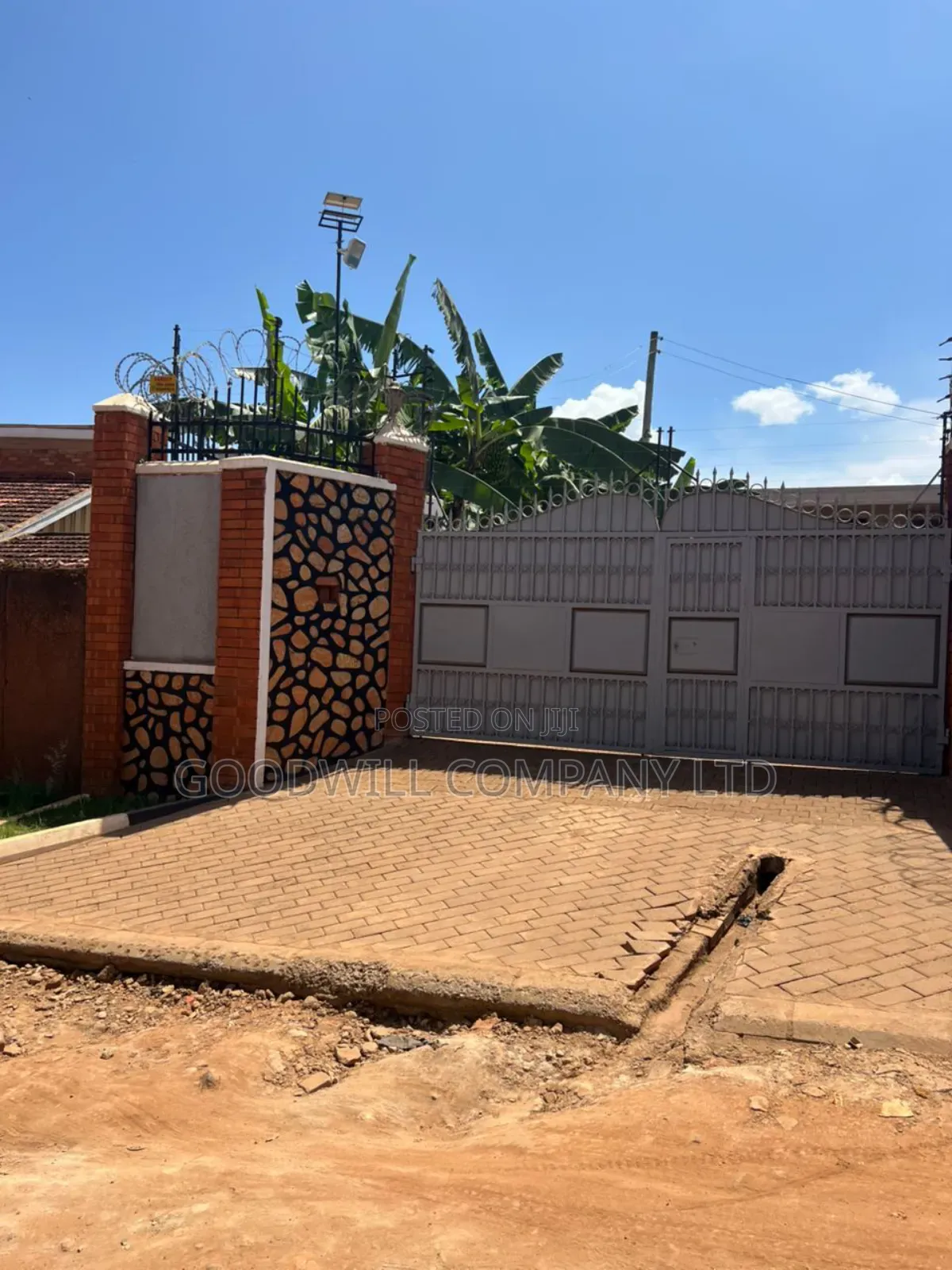 15 Decimals of Land With a Mansion Flat House in Ntinda