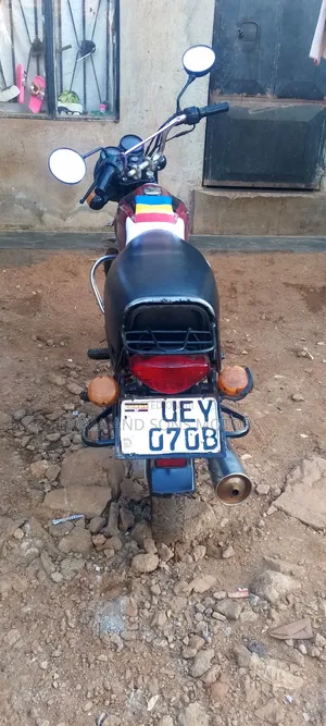 Bajaj Boxer 100 2020 Red