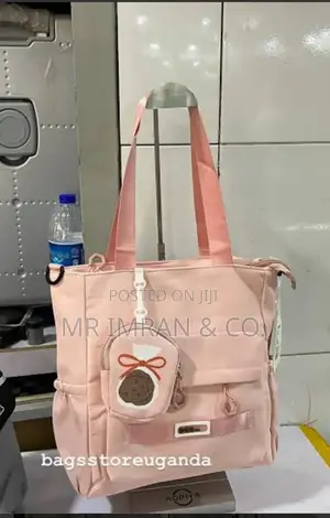 Multi-Pocket Tote Bag With an Included Cookie Bag Charm
