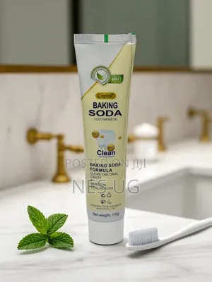 Baking Soda Toothpaste & Fresh Mint For Teeth Whitening & Fresh Breath