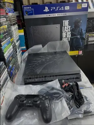 Chipped Sony Playstation 4 Pro 1tb, 25 Games and 2 Pads Xmas Offer