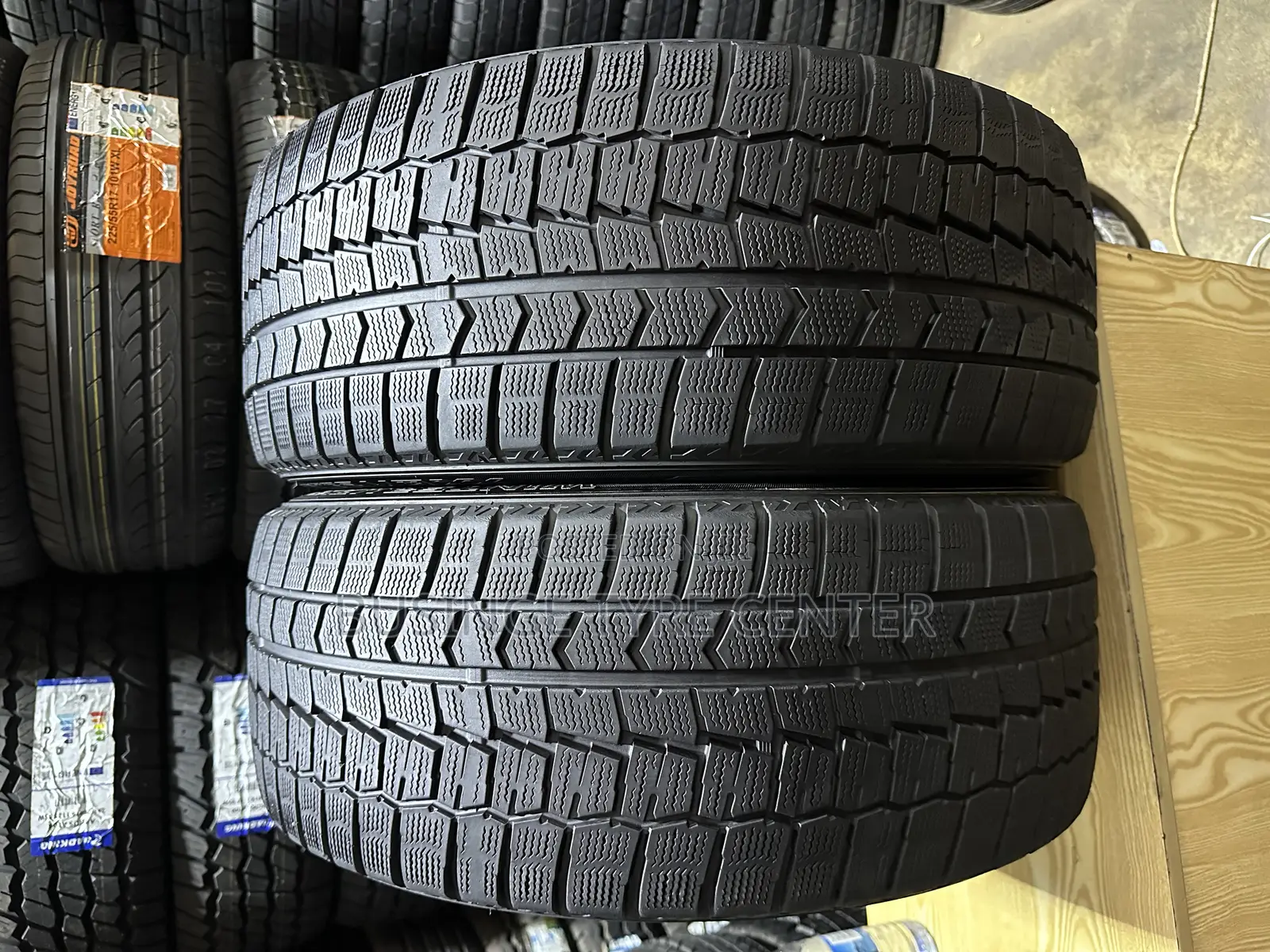 245/45r18 Dunlop Foreign Used Tires  Good  Condition