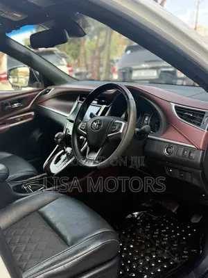 Toyota Harrier 2.0 2016 White