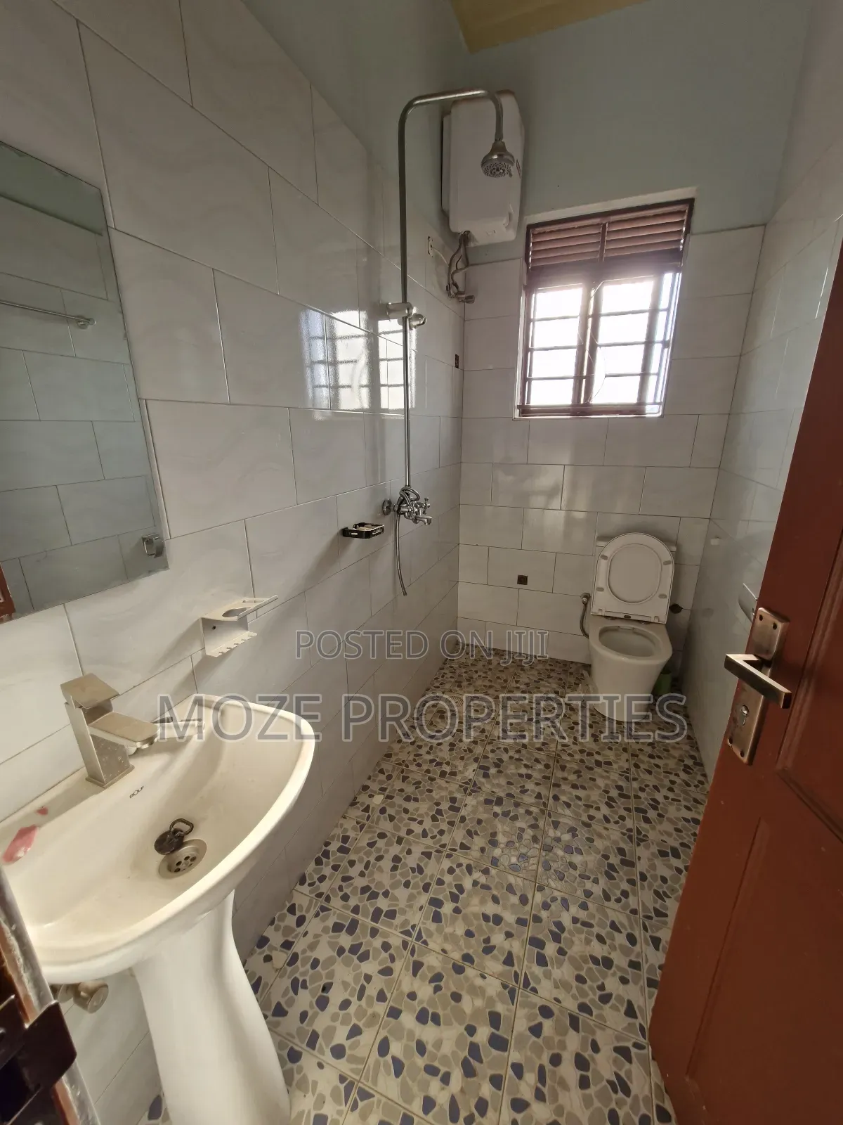 2bdrm Apartment in Kira Nsasa, Central Division for rent