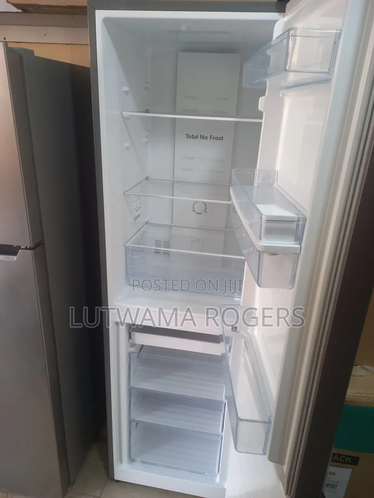 Hisense 342ltrs With Dispenser