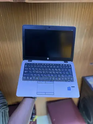 Laptop HP EliteBook 820 G2 4GB Intel Core I5 HDD 500GB