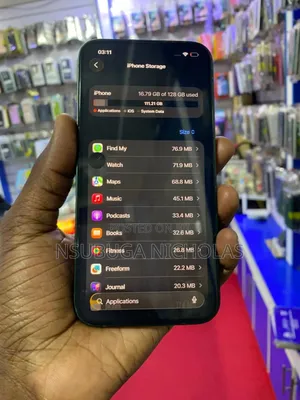 Apple iPhone 13 128 GB Green