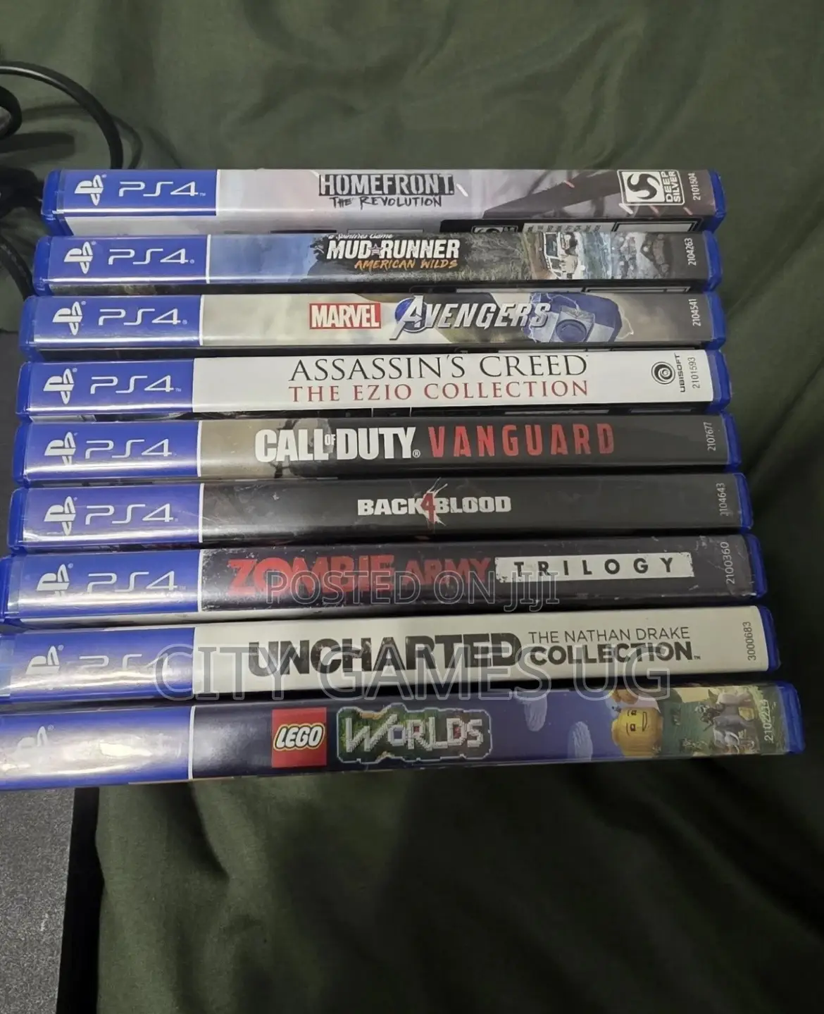 Sony Playstation 4 Slim 500gb Console 2 Dualshock 4 Controllers 9 