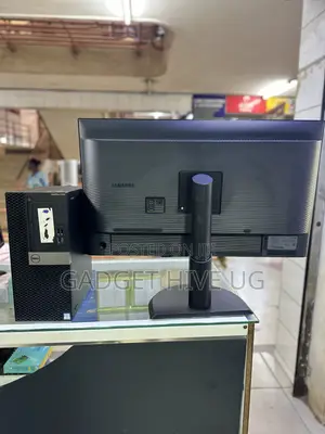 Desktop Computer Dell Optiplex 7050 8GB Intel Core I5 HDD 500GB