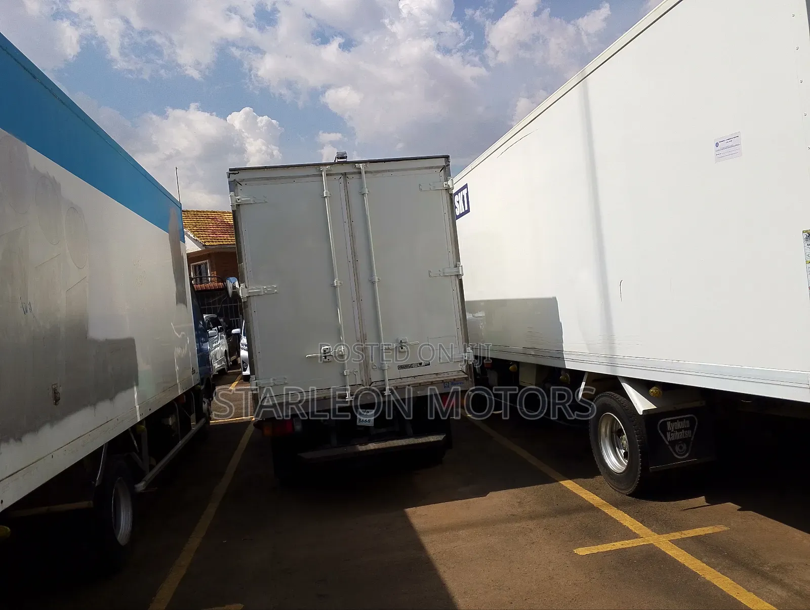 Refrigerator Trucks Available for Sale