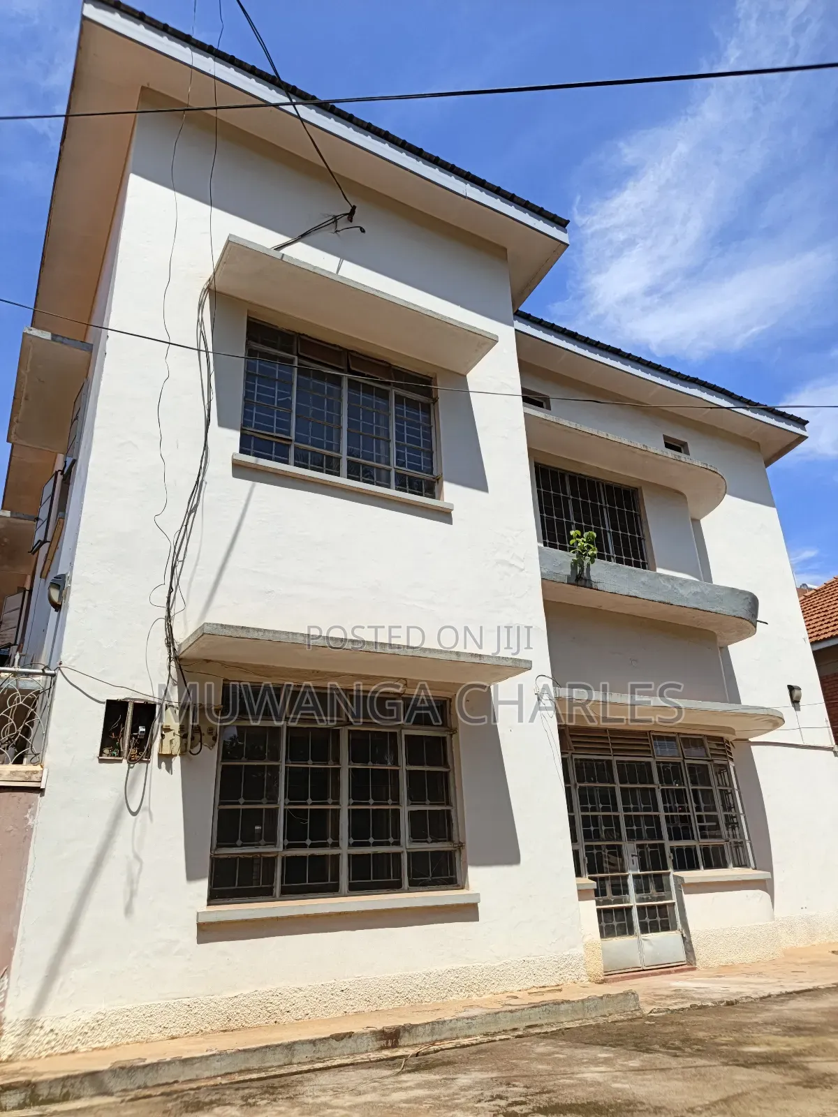 5bdrm Duplex in Fs Properties Ltd, Central Division for rent