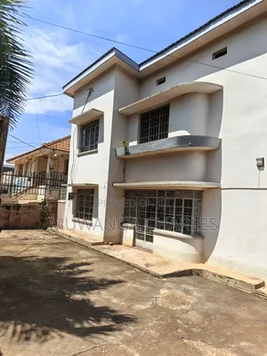 5bdrm Duplex in Fs Properties Ltd, Central Division for rent