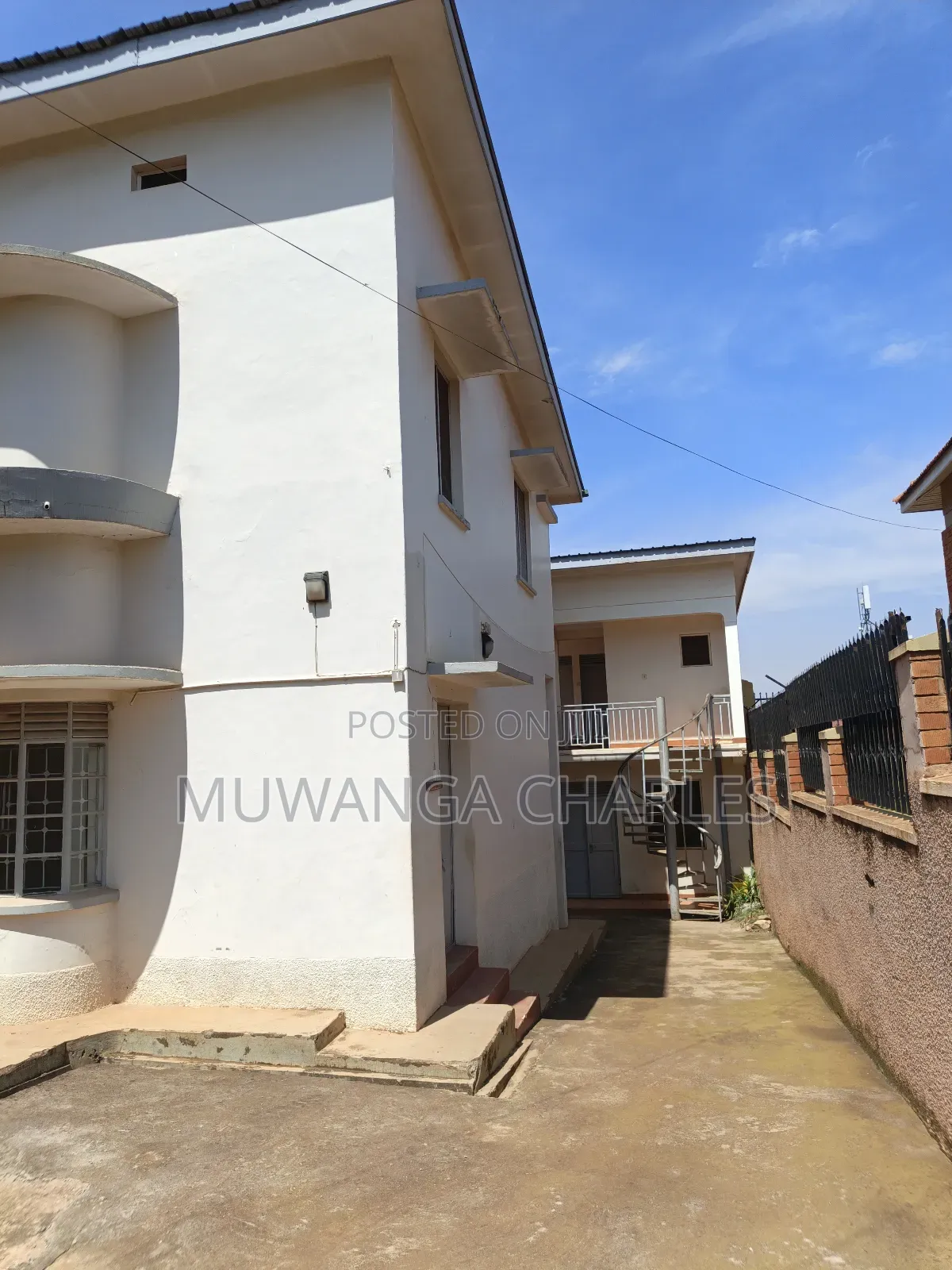 5bdrm Duplex in Fs Properties Ltd, Central Division for rent