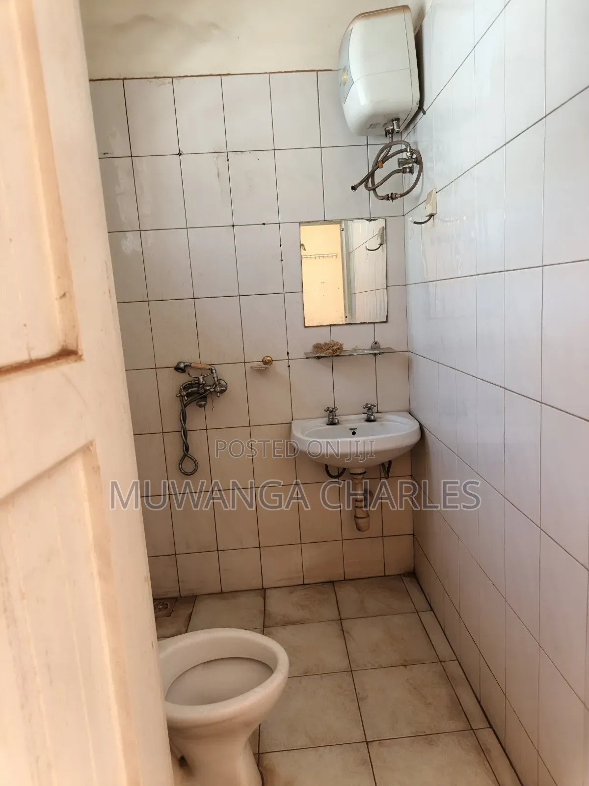 5bdrm Duplex in Fs Properties Ltd, Central Division for rent