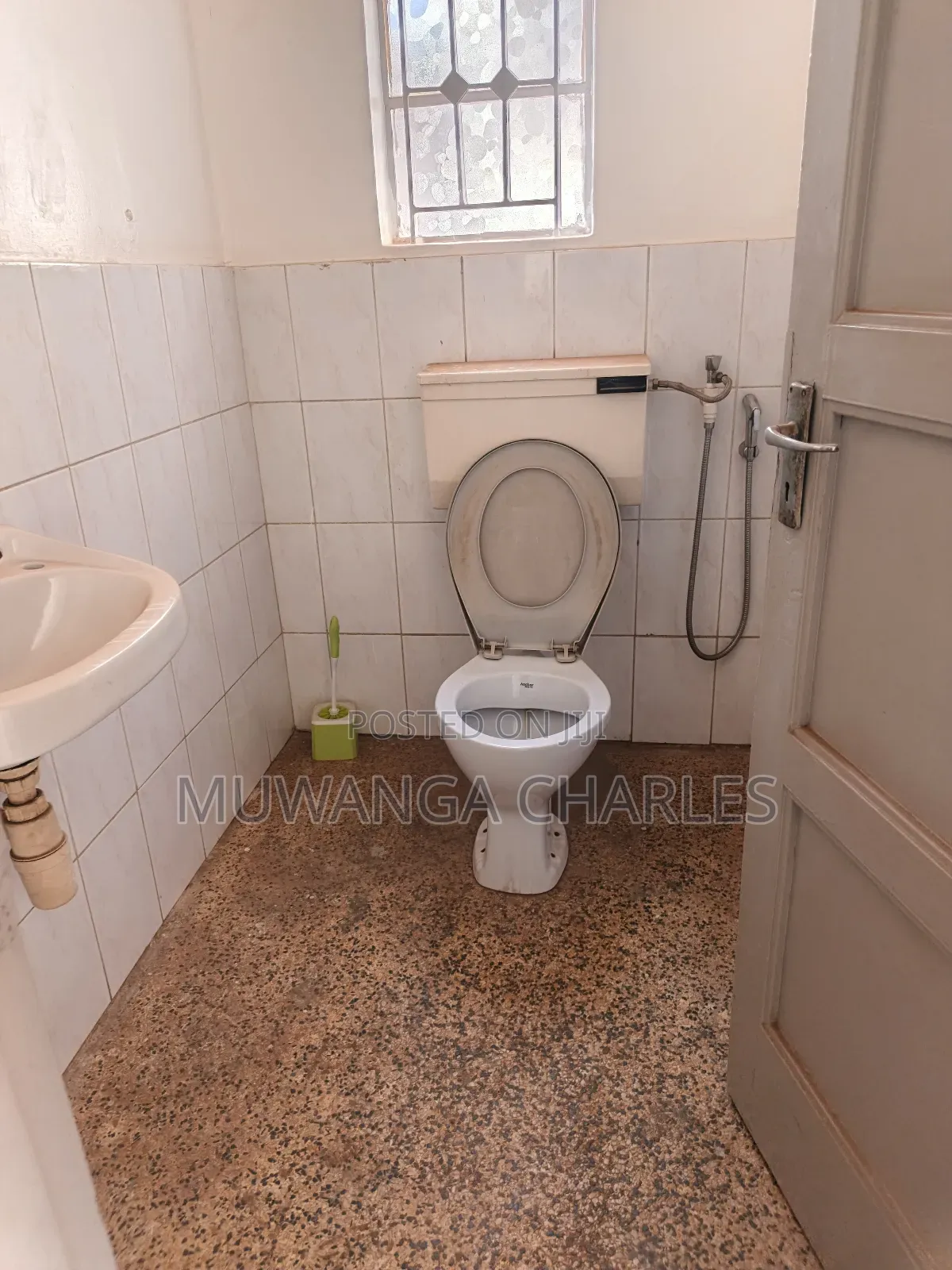 5bdrm Duplex in Fs Properties Ltd, Central Division for rent