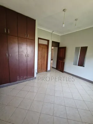 4bdrm Bungalow in Namugongo Nsawo, Central Division for rent