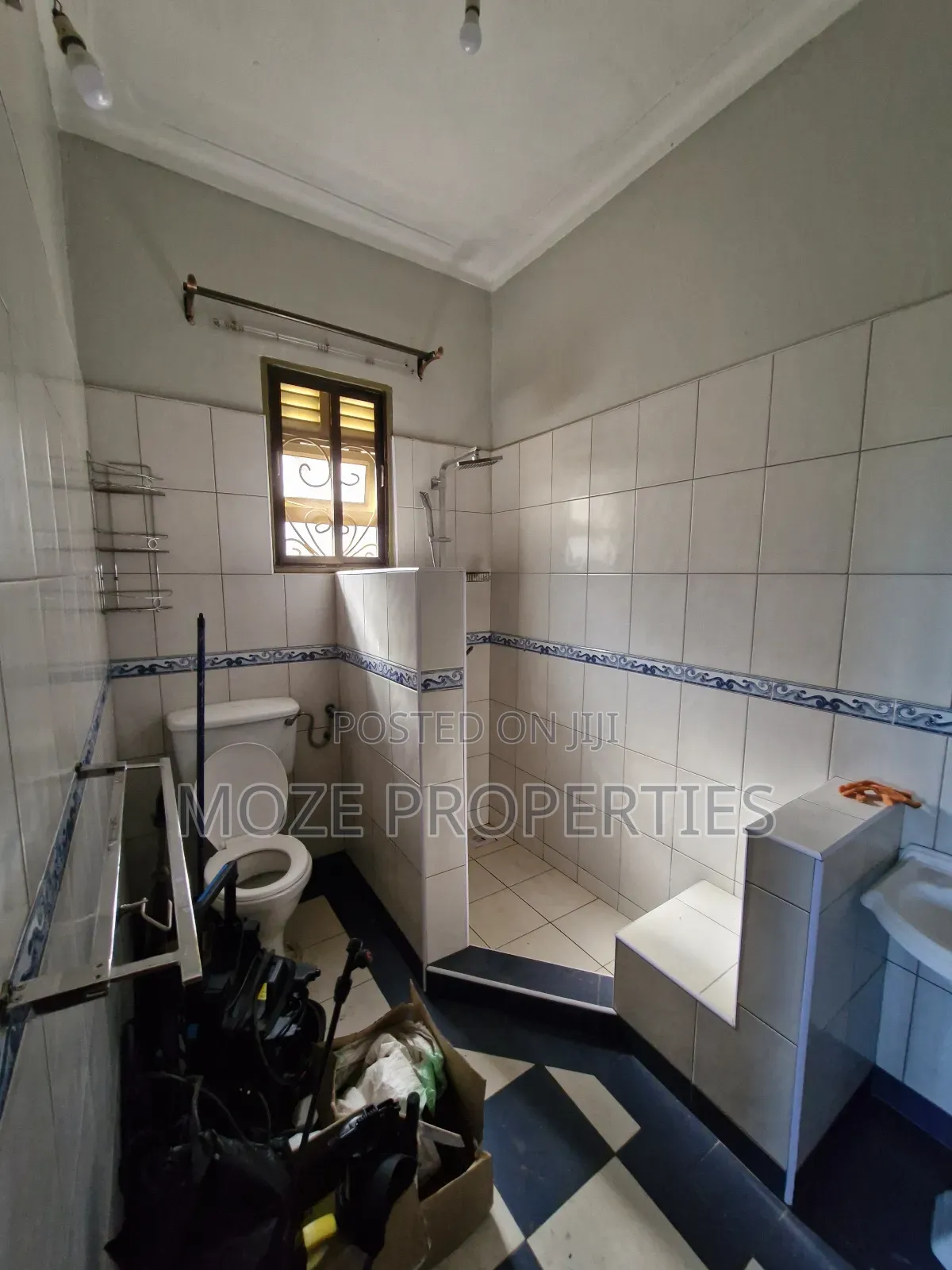 4bdrm Bungalow in Namugongo Nsawo, Central Division for rent