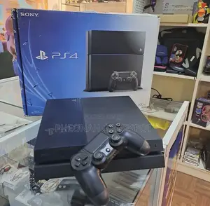 Ps4 Console, Two Controllers, 17 Games Installed, Perfect Holiday Buy.