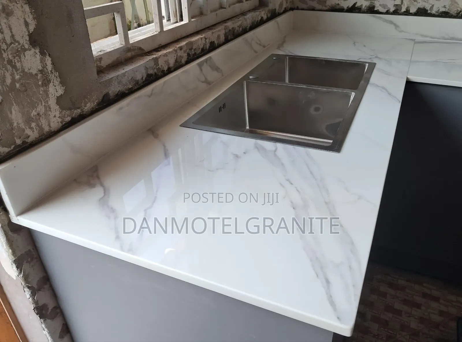 1. “Elegance Carved in Stone: Premium Granite Kitchen Worktops”