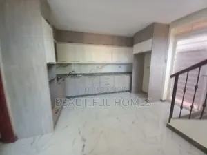 Furnished 4bdrm Duplex in Kira for sale