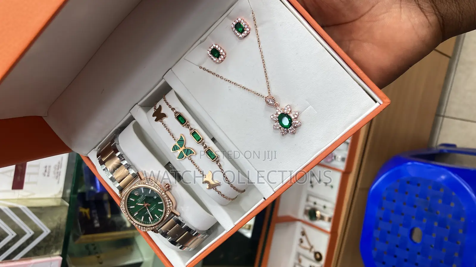 Women Watches With a Bracelet Necklace and Earrings