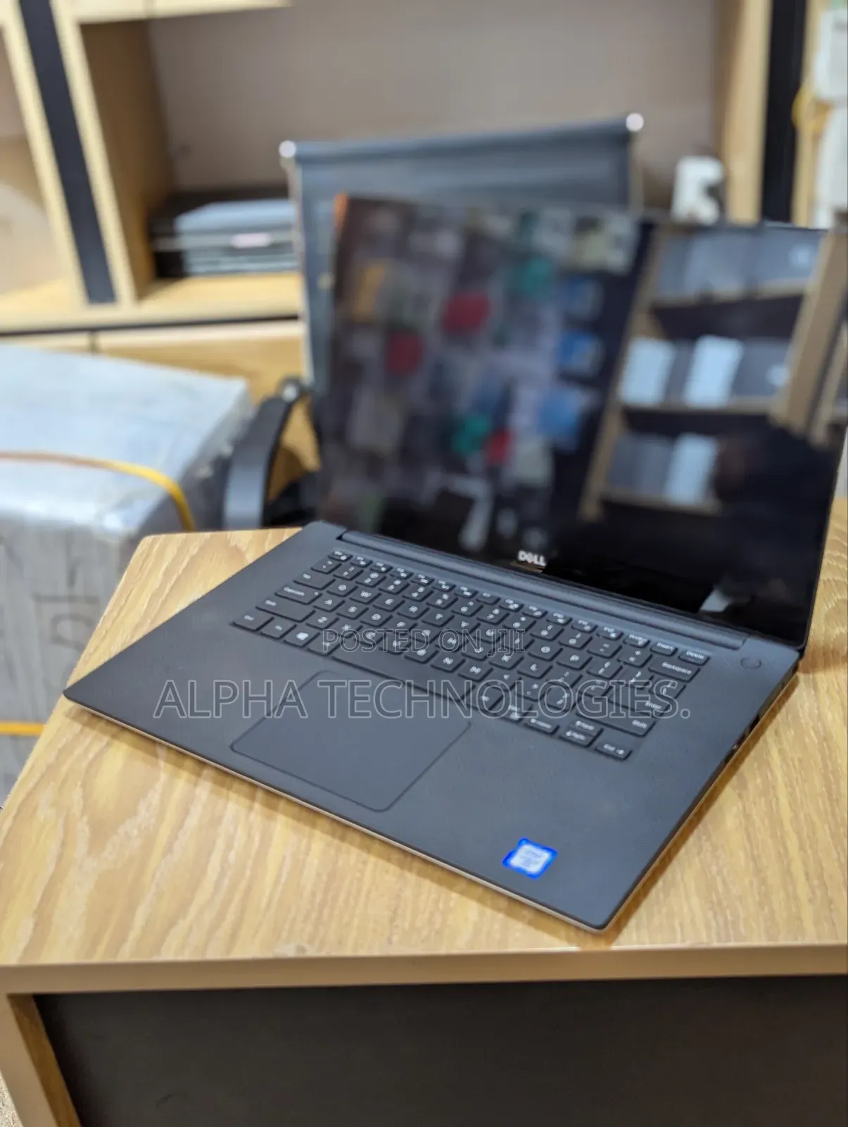 Laptop Dell Precision 5520 16GB Intel Core I7 SSD 512GB