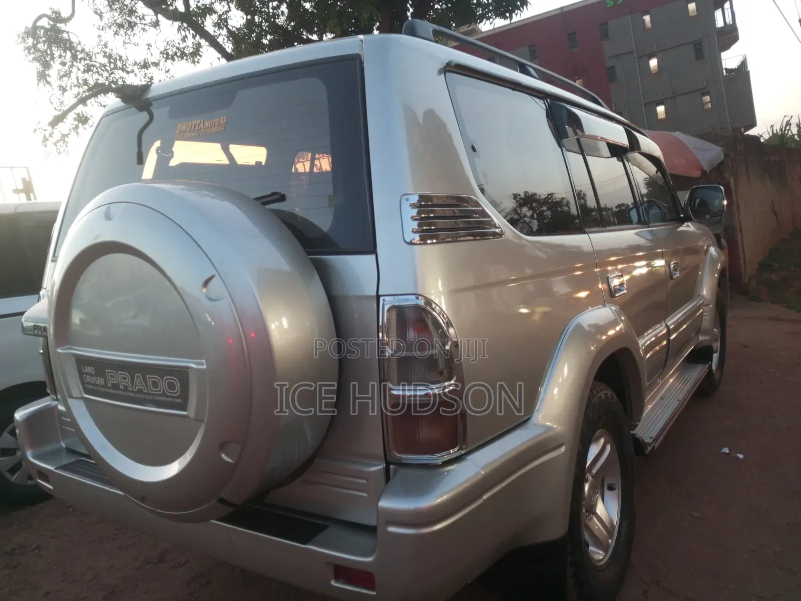 Toyota Land Cruiser Prado 2004 Silver