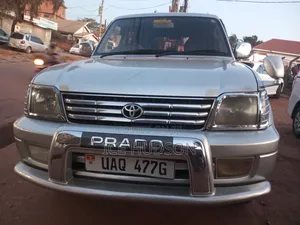 Toyota Land Cruiser Prado 2004 Silver