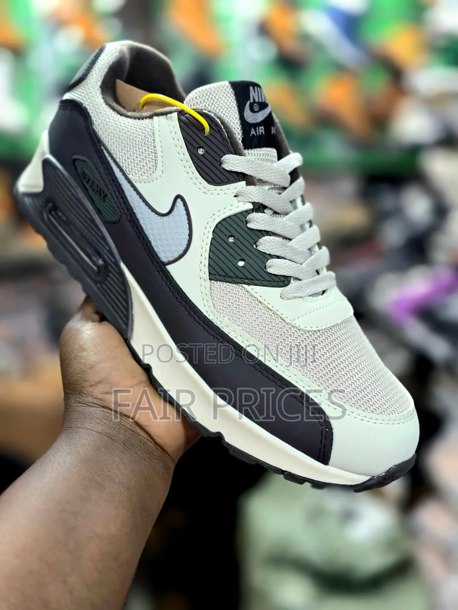 Original Canvas Airmax Sneakers